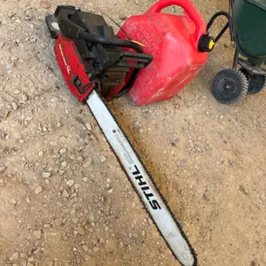 Chainsaw & Jerry can