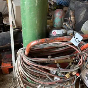 Acetylene torch cart and gauges