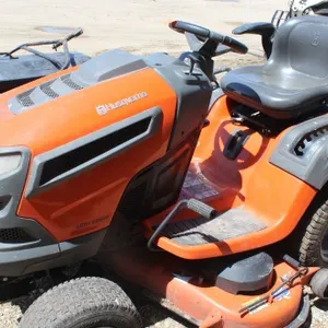HUSQVARNA LGTH22V28 W/ 48" DECK, MOTOR NEEDS WORK, 22 HP BRIGGS & STRATTON , NO BATTERY