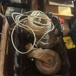 2- caster wheels