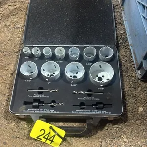 Hole saw set