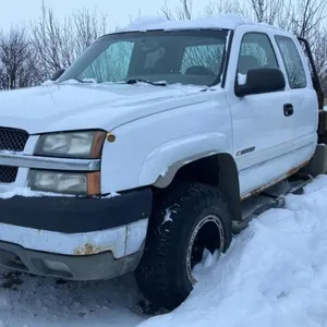K95. 2004 Chevrolet Silverado 2500 HD L SE truck, VIN# 1GCHK29U44E308571, 364,148 KMS showing, OWNER: JOHN C BELLEW, SELLER: FRASER AUCTION __________