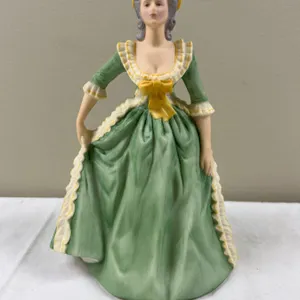 Franklin Porcelain "Marie Antoinette"