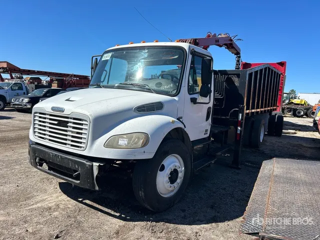 Petersen TL3 7100 lb Knuckle Boom on 2008 Freightliner M2106 4x2 Grapple Truck
