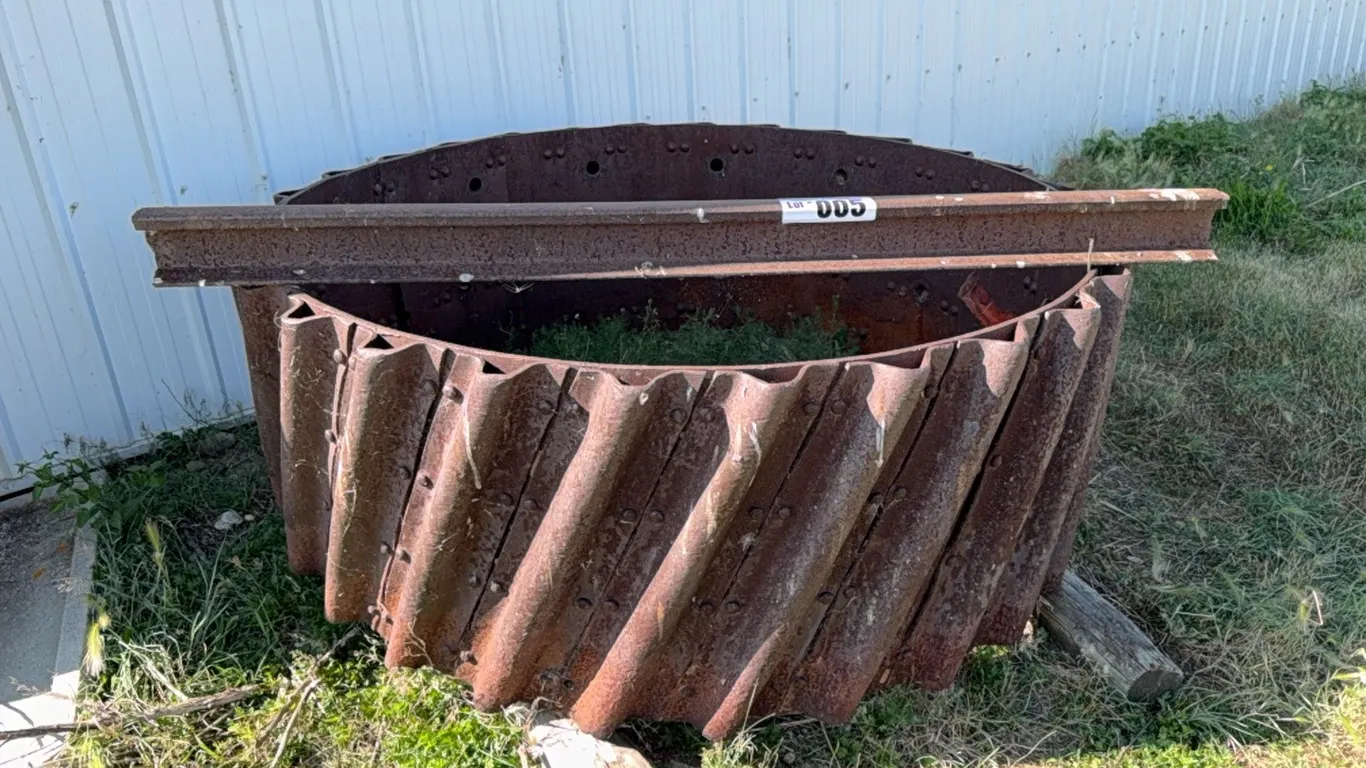Steel Tractor Rim , 60 & 100 Lbs. Steel Rail Tracks