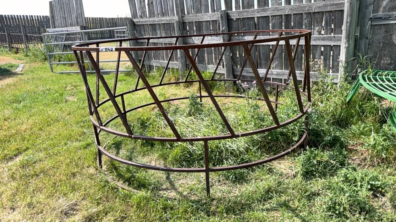 Round Bale Feeder