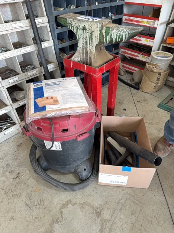 Anvil & Stand, Shop Vac With Hoses & Bags