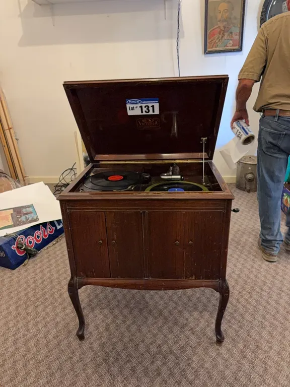 Victor Talking Machine Victrola Phonograph