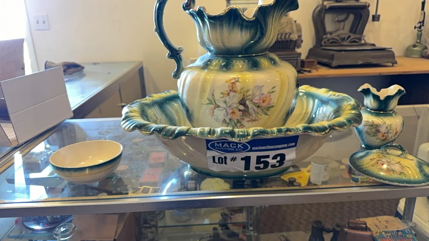 Parlor Pitcher & Basin Wash Set