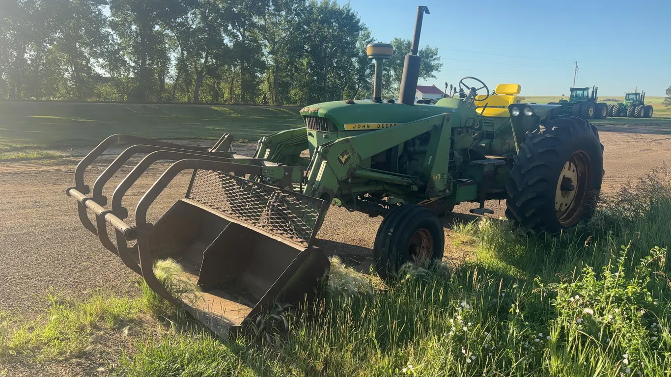 1962 John Deere 4010 Tractor