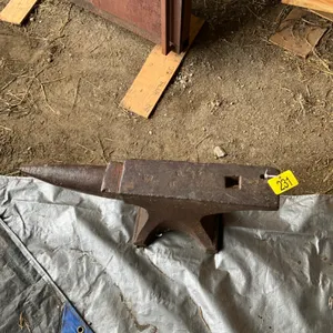 Peter Wright, anvil