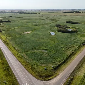 Ryley, AB NW 4-50-17-W4 21.41 +/- Acres on Title Farmland
