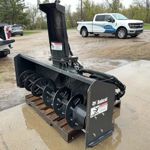 Bobcat Skid Steer  SB-200 Snow Blower; SN. 00300109