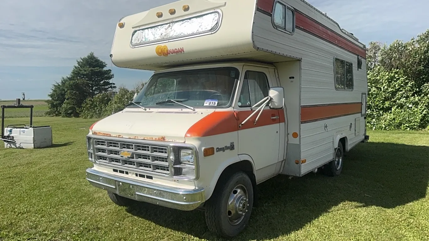 1978 Chev 30 Okanogan Camper Van; CGL3380103466