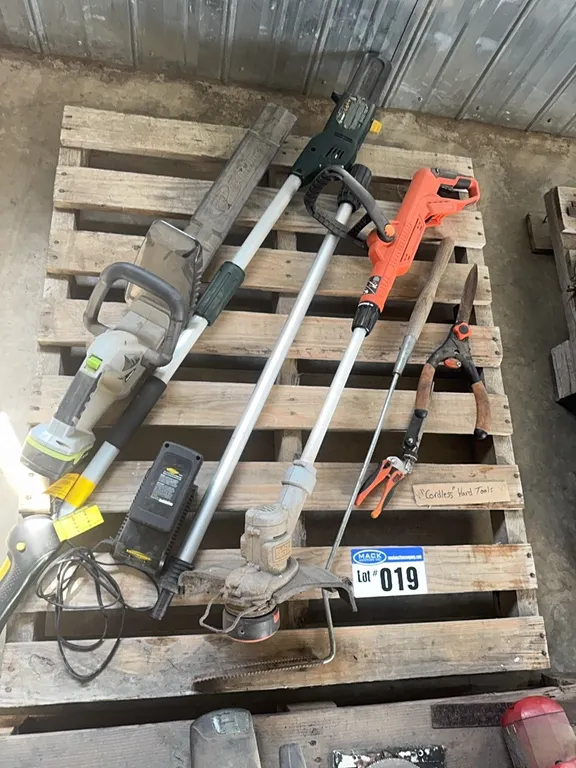 Garden Tool Lot; Weed Eater, Hedge Trimmer