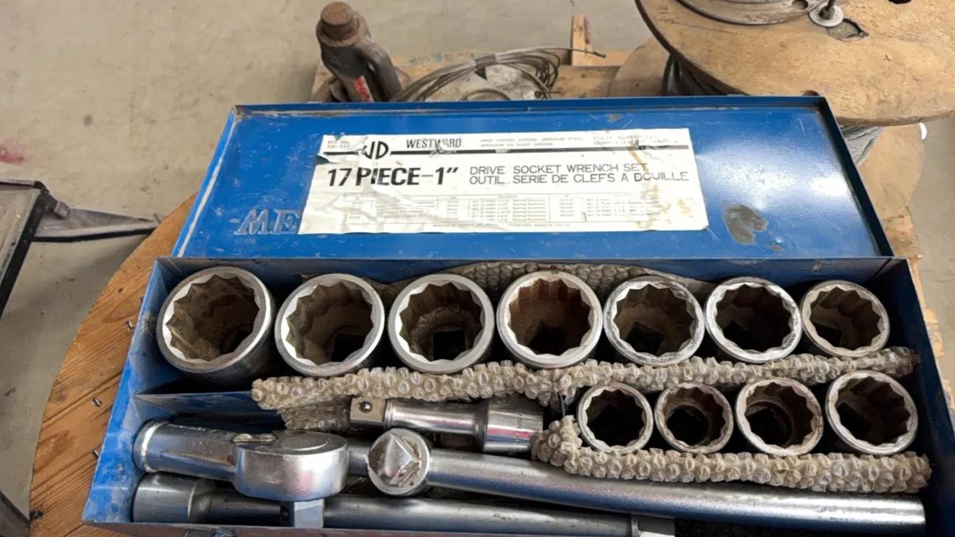 Westward 1" Socket Set