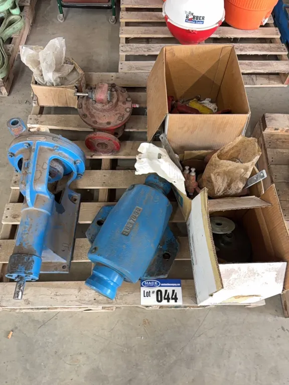 Pallet Lot; Pump Jack Parts, Recycle Pump