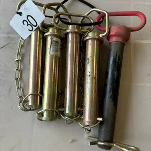 4 hitch pins
