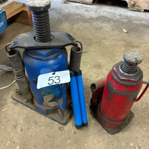 Bottle jacks