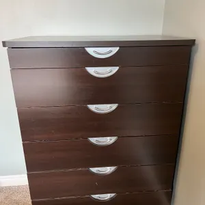 Upright Dresser
