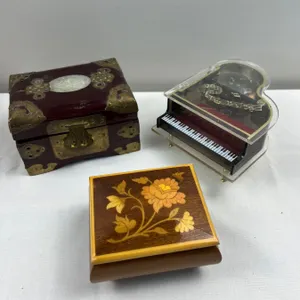 Jewelry & Trinket Boxes