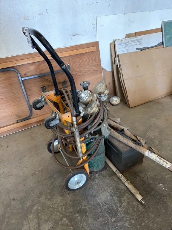 Oxy/Acetylene Torch Set; Cart, Bottles, Hoses, Torch, Brazing Rods