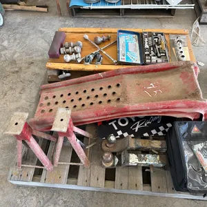 Pallet Lot; Car Ramps, Jack Stands, Mechanics Creepers, Receiver Hitches