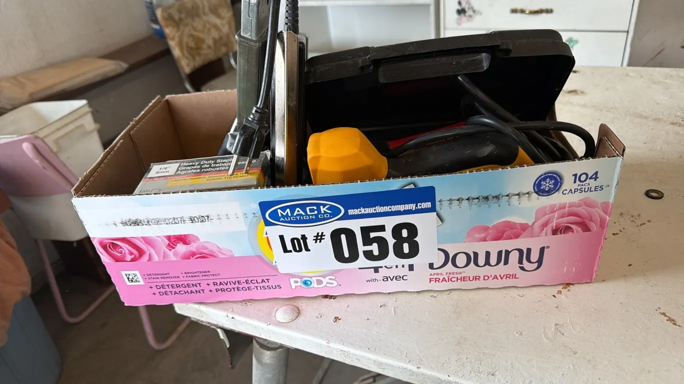Box Lot; Electric Stapler, Hammer Stapler