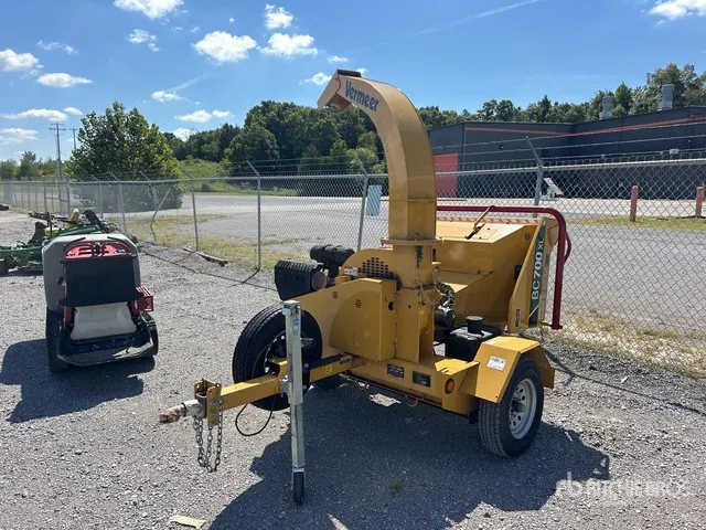 2021 Vermeer BC700XL Tow-Behind Wood Chipper