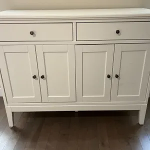 White 2 drawer 2 cabinet dresser