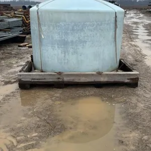 1500 GALLON POLY TANK ON FRAME