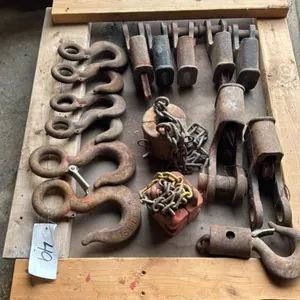 ASSORTMENT OF LIFTING AND RIGGING HARDWARE