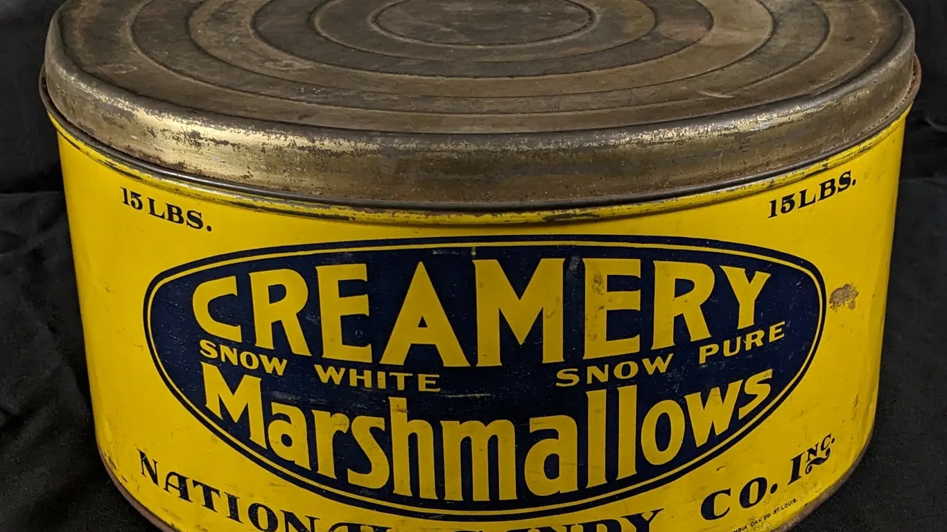 15# TIN LITHO CAN CREAMERY SNOW WHITE MARSHMALLOWS NATIONAL CANDY CO MT CLEMENS MICHIGAN