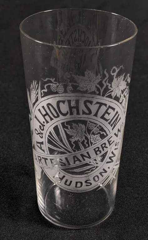 PRE PRO A&J HOCHSTEIN ARTESIAN BREWERY HUDSON WISCONSIN ETCHED BEER DRINKING GLASS