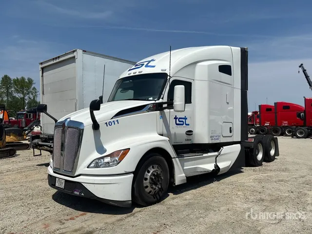 2023 Kenworth T680 6x4 T/A Sleeper Truck Tractor (Inoperable)