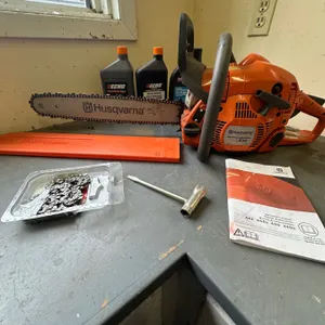 Husqvarna 445 Chainsaw
