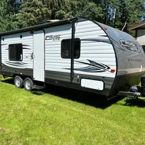 2015 Salem Cruise Lite RV by Forest River 24 FT
