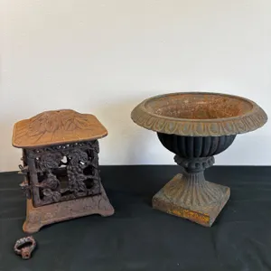 Cast Iron Garden Decor