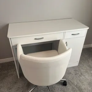 South Shore Desk With Swivel Desk Chair