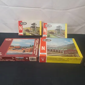 4 Boxes Heljan Trackside Structures