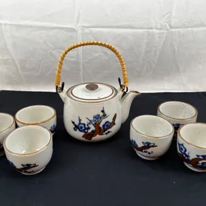 Stoneware Teapot and Cups