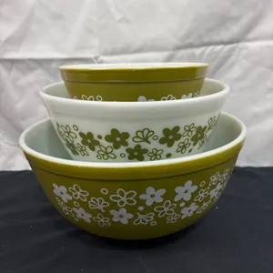 Vintage "Spring Blossom" Pyrex Nesting Bowl Set