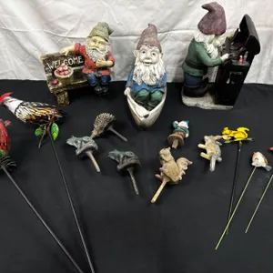 Gnome & Garden Decor