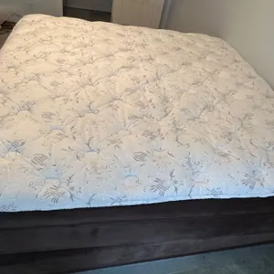 King Mattress and Box Springs