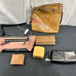 Assorted Purses & Wallets