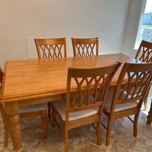 Kitchen Table and Chairs