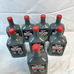 8 - 946 ml Bottles Gunk Motor Flush. MF2C