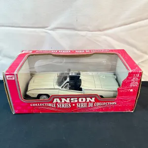 Anson Collectible Series Die Cast 1963 Ford Thunderbird