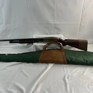 Winchester Model 12G Shotgun Pump with Case