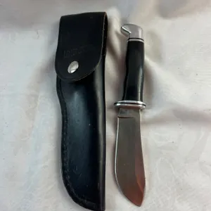 Buck Knife